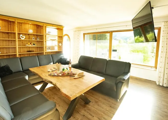 Alpchalet Tirol شاليه