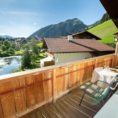 Horská chata Alpchalet Tirol Berwang