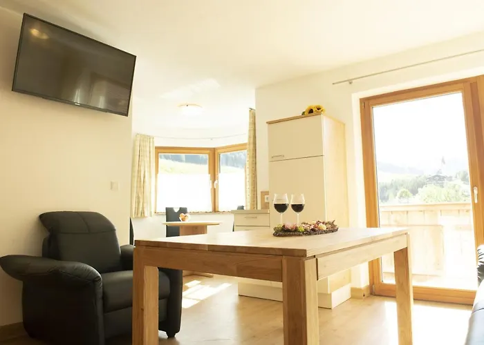 Alpchalet Tirol Alpesi faház