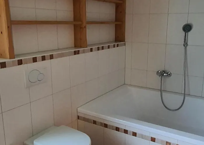 Alpchalet Tirol בקתה *